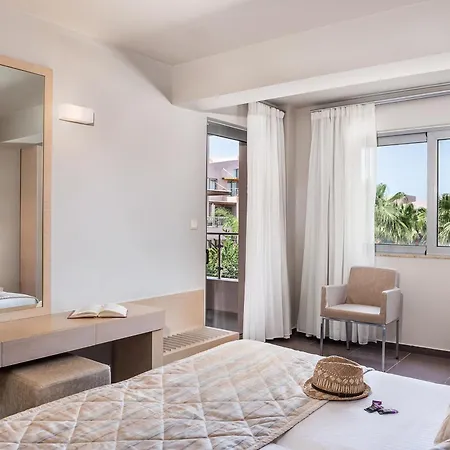 Stellina Village 4*
