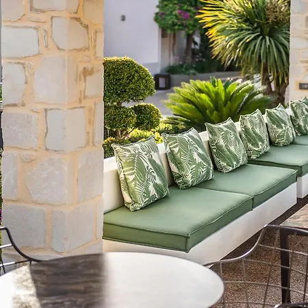 Apart-hotel Stellina Village
