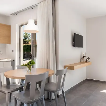Stellina Village Apart-hotel